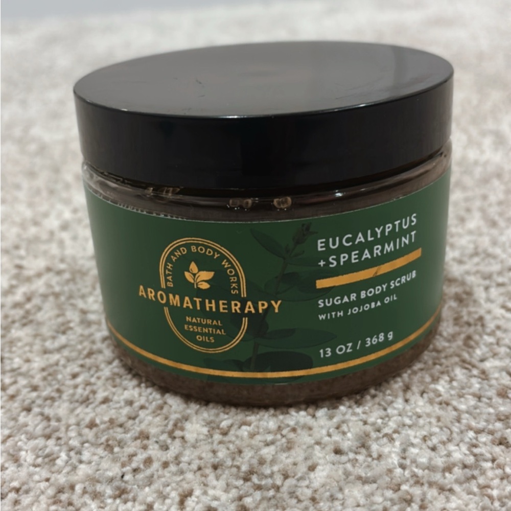 Bath & Body Works NEW Aromatherapy Eucalyptus + Spearmint Sugar Body Scrub